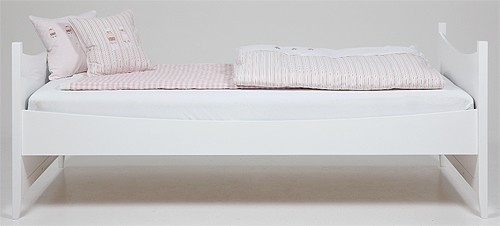Actona Design Jugendbett Kinderbett aus Holz Wei&szlig; lackiert 70 x 140 cm